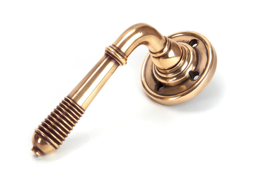FTA 91917 POLISHED BRONZE REEDED LEVER ON ROSE SET