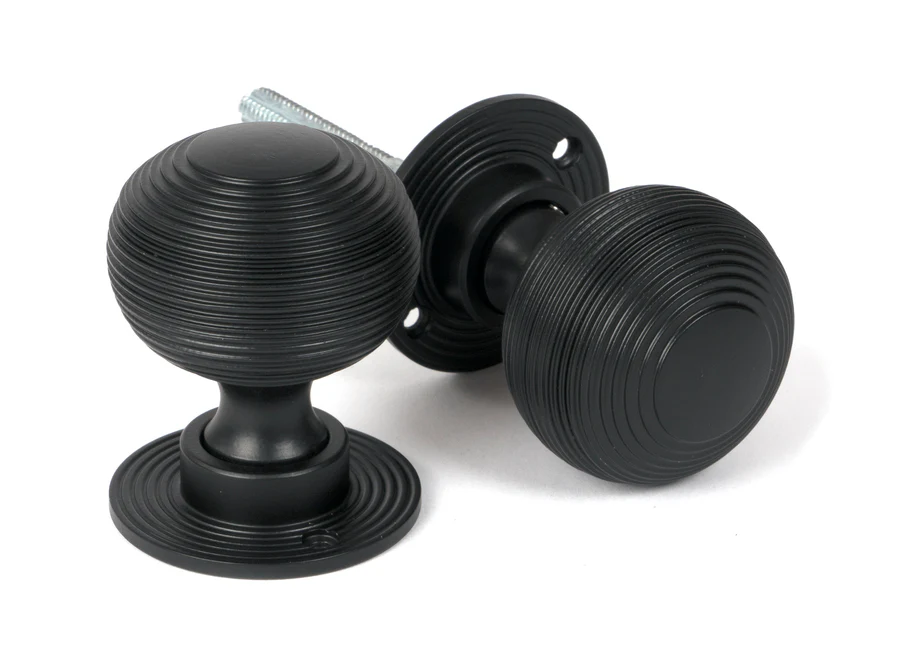 FTA 46404 MATT BLACK HEAVY BEEHIVE MORTICE/RIM KNOB SET