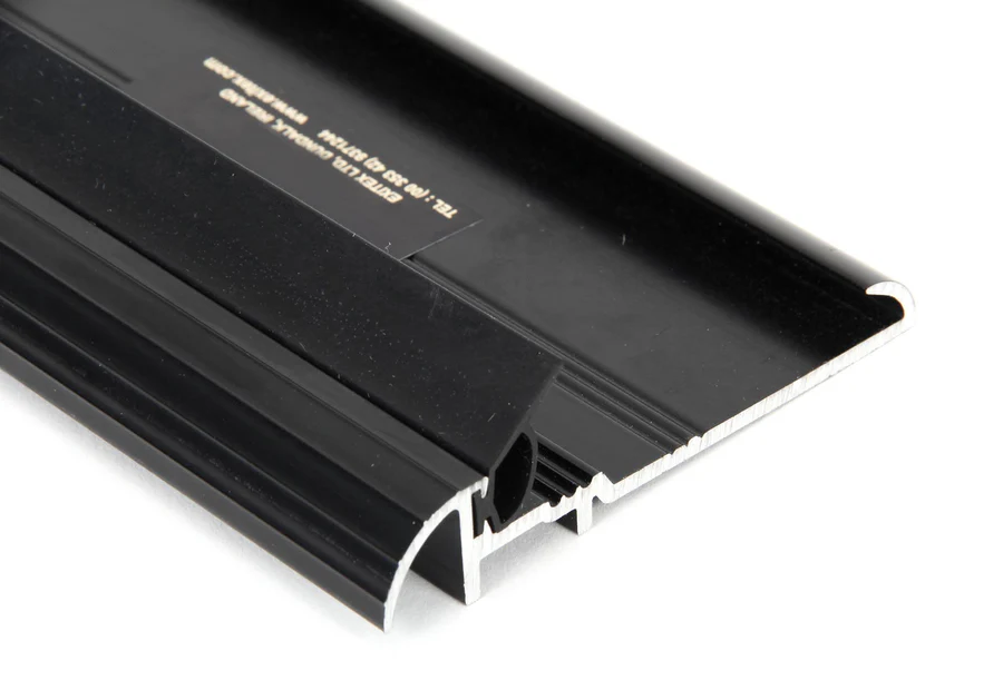 FTA 90209 BLACK 914MM OUM/6 THRESHOLD