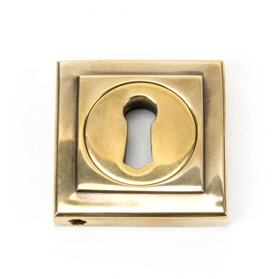 FTA 45686 AGED BRASS ROUND ESCUTCHEON (SQUARE)