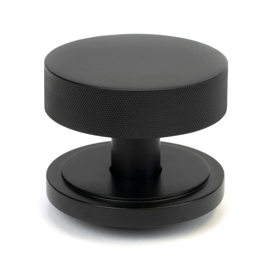 FTA 46760 MATT BLACK BROMPTON CENTRE DOOR KNOB (BEEHIVE)