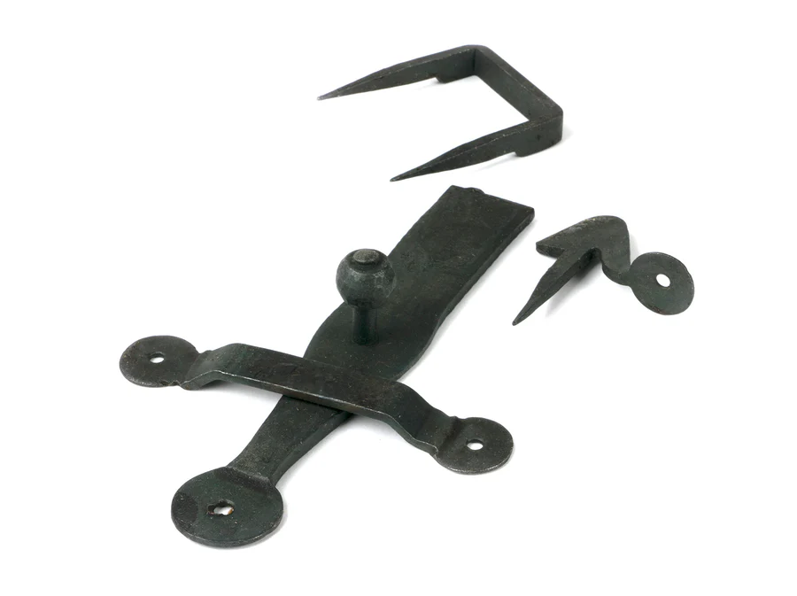 FTA 33170 BEESWAX TUDOR LEVER LOCK SET