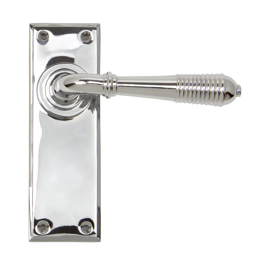 FTA 33307 POLISHED CHROME REEDED LEVER LATCH SET