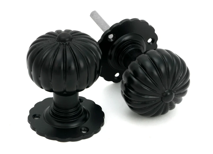 FTA 83560 BLACK FLOWER MORTICE KNOB SET
