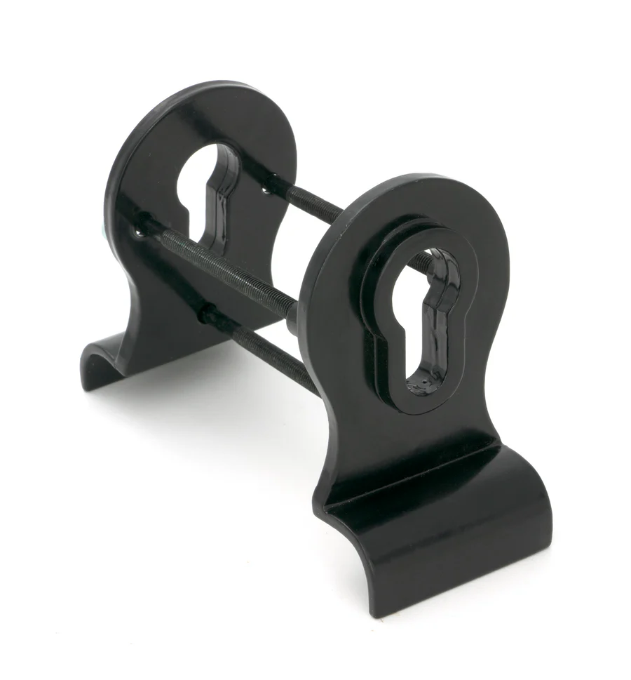 FTA 90039 BLACK 50MM EURO DOOR PULL (BACK TO BACK FIXINGS)