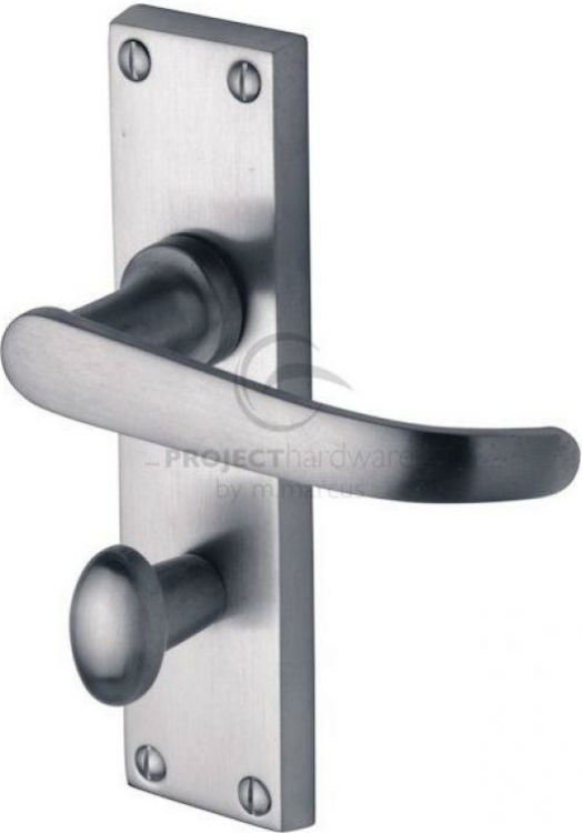 VICTORIAN STRAIGHT LEVER BATHROOM ON PLATE SATIN CHROME