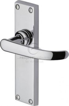 VICTORIAN STRAIGHT LEVER LATCH ON PLATE POLISHED CHROME