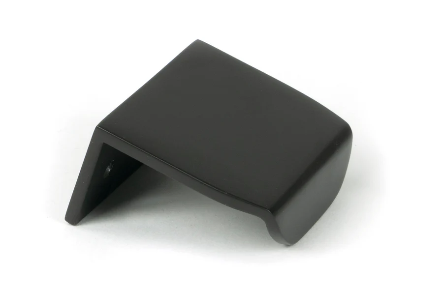 FTA 51214 AGED BRONZE 50MM MOORE EDGE PULL