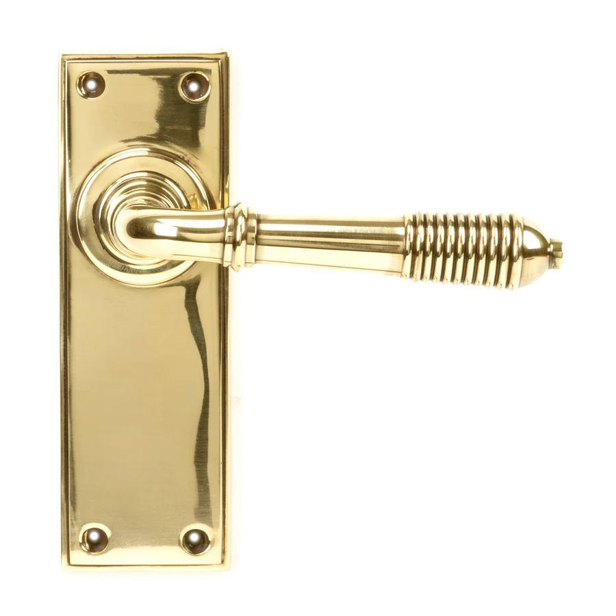FTA 33083 AGED BRASS REEDED LEVER LATCH SET