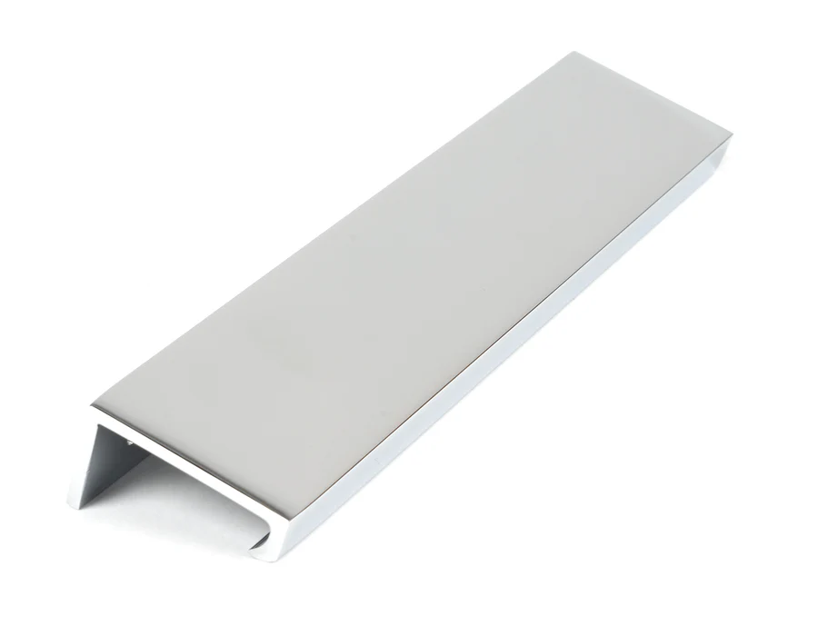FTA 50715 POLISHED CHROME 200MM PLAIN EDGE PULL