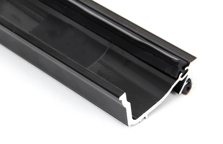 FTA 90181 BLACK 914MM MACCLEX LOWLINE SILL